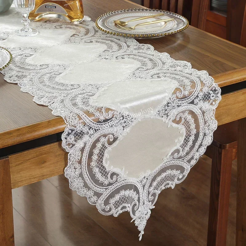 Table Runner For Dining Table Cloth Runners Beige Gold Velvet Europe Embroidered Classical Table Flag Lace Home Decoration