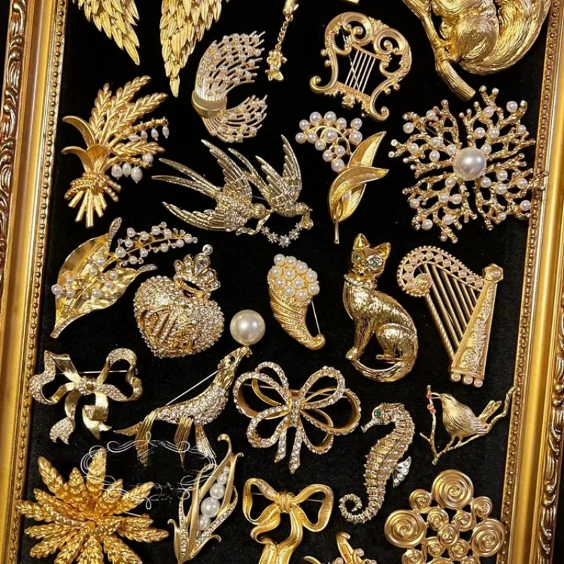 Classic Vintage Women Gold Color Multi-style Wheat Brooch Pin Fashion Retro Unisex Alloy Suit Coat Badges Corsages Buckles
