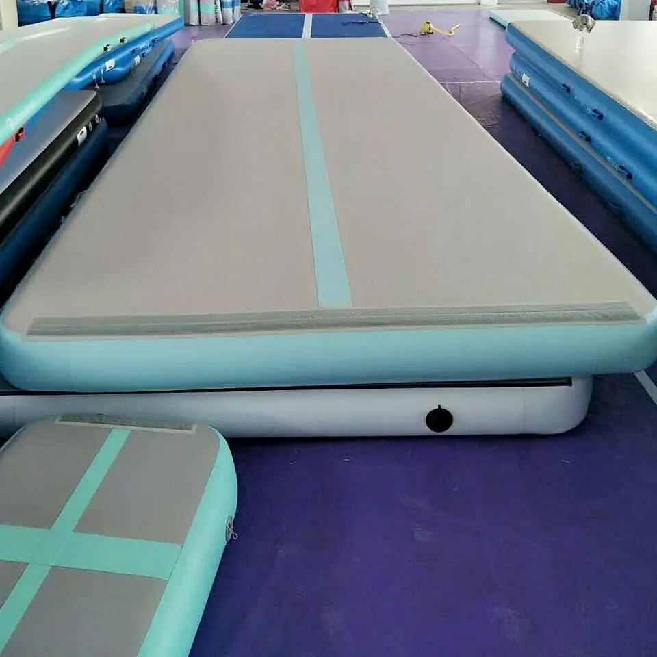 

HIBADOU Air Floor Track Tumbling Gym Mat 6*2*0.2m Air Track Flooring Mat Inflatable Gymnastics Mat Landing Mat With a Pump