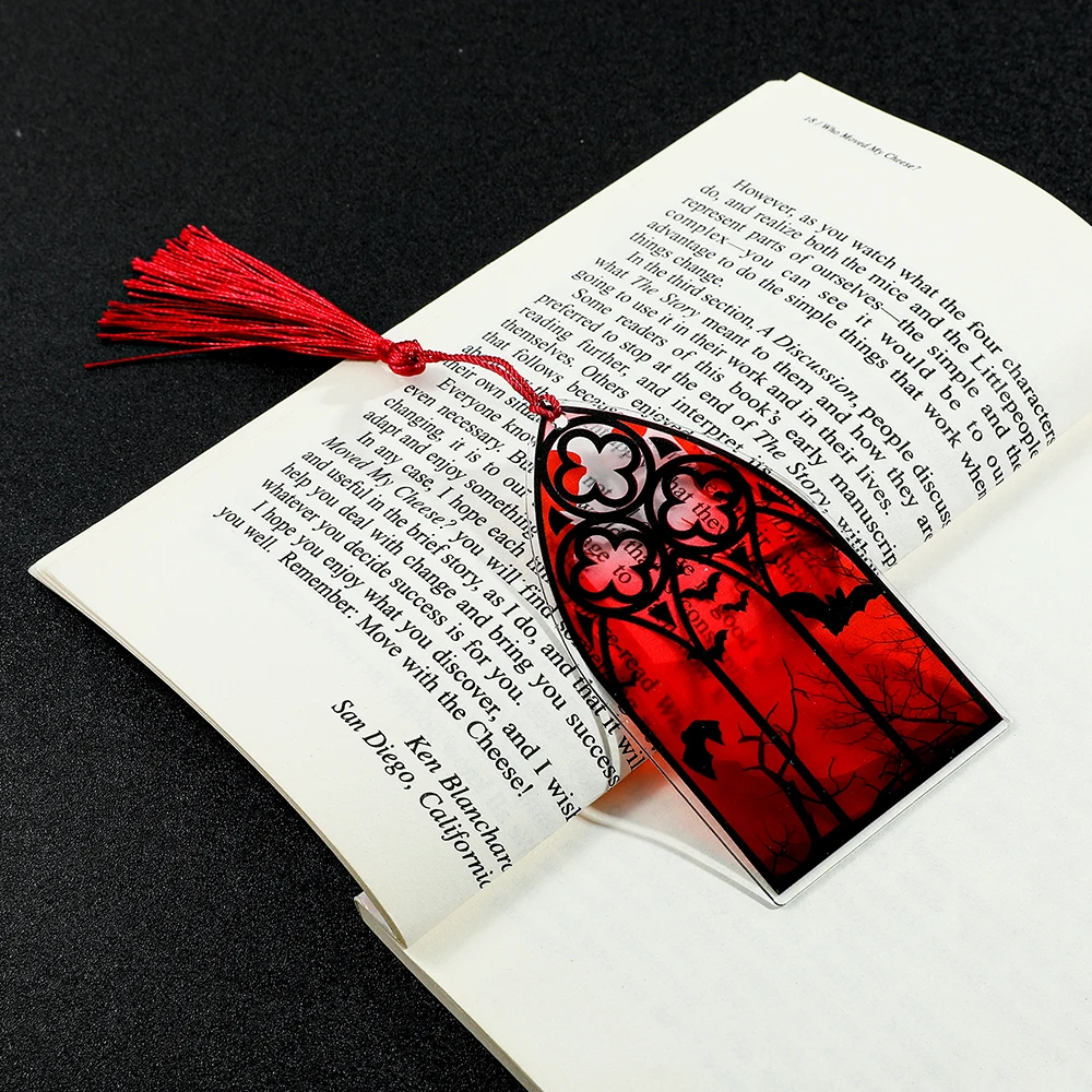 قطعة واحدة من الإشارة المرجعية الحمراء القرمزية، علامة مرجعية الخفافيش السوداء مع شرابة حمراء، هدية مثالية للمخوف أو عشاق القوطية #2