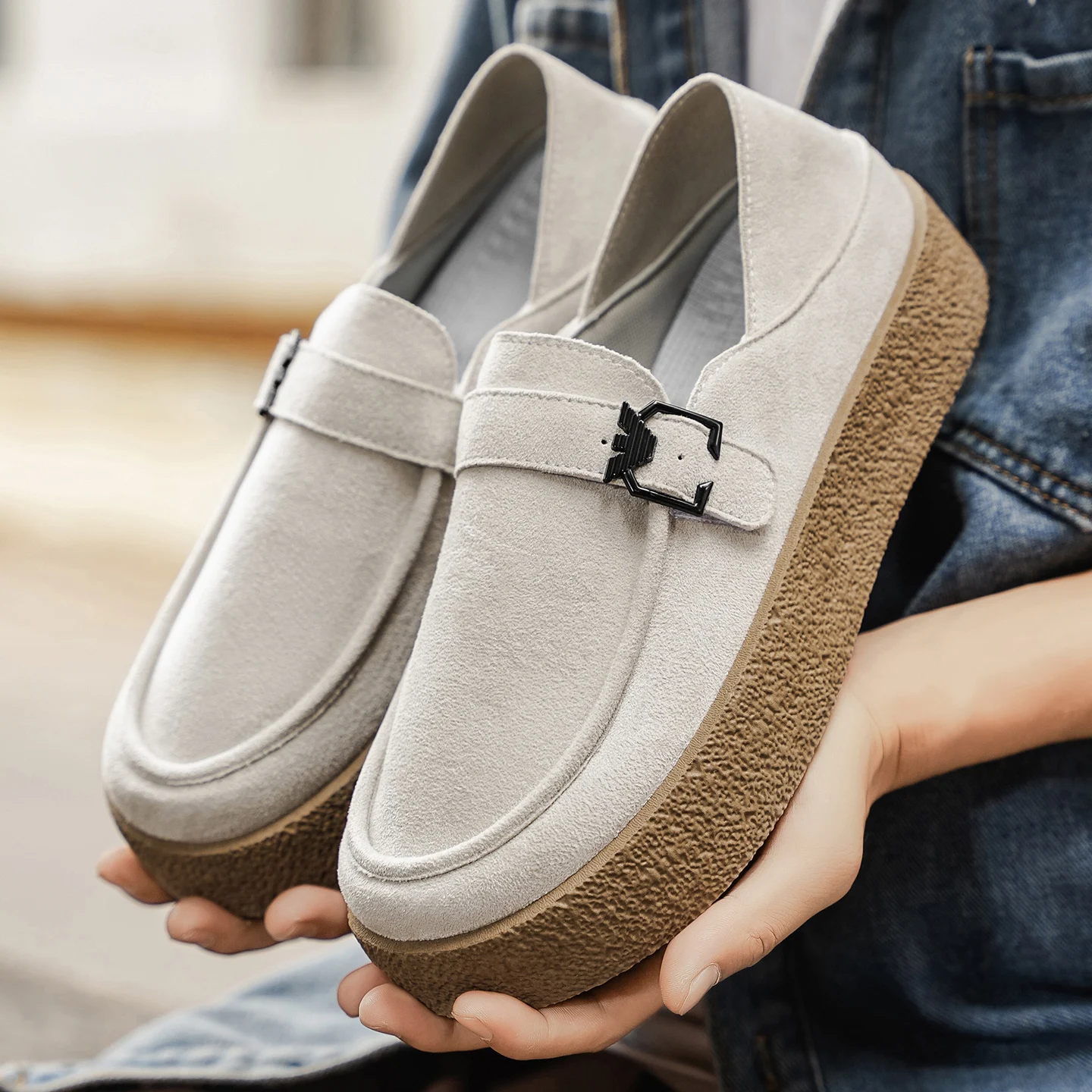 

Новая мужская кожаная повседневная обувь, удобная мужская обувь с мягкой подкладкой, стильные и универсальные мужские повседневные кроссовки