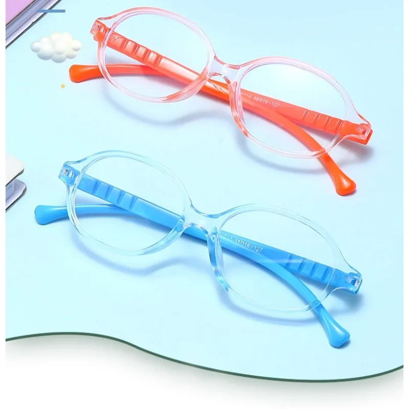 Ovale Blaulichtfilter-Brille für Kinder, Optisches Gestell für Jungen und Mädchen, Transparente Computerbrille mit Antireflexbeschichtung