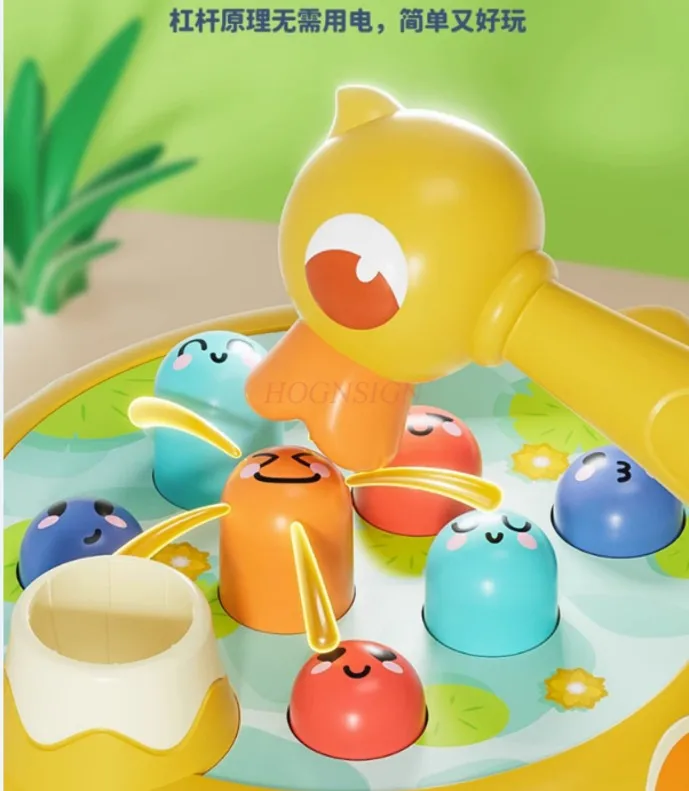 어린이 장난감으로 사용되는 땅쥐를 때리는 것은 영유아의 지능, 조기교육 및 태핑에 유익합니다.