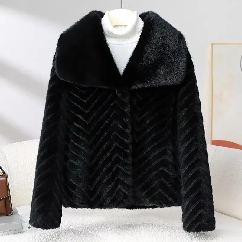 2026 Autumn Winter New Lapel Velvet Mink Coat Middle-aged mother Loose Short Fur one-piece Coats Warm Thick Faux Fur Overcoat