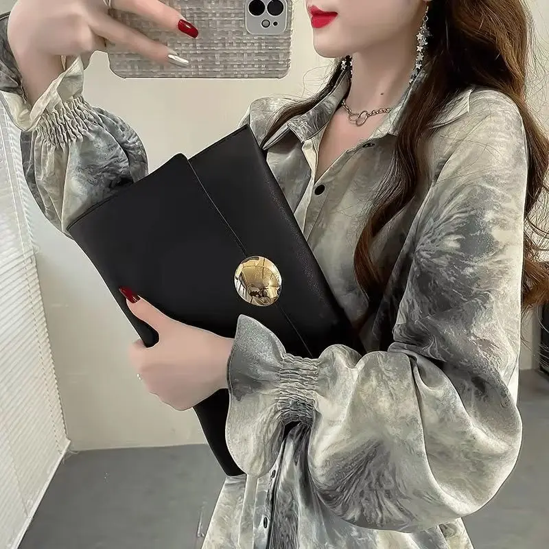 Camicia fredda retrò Elastico in vita Top a maniche corte Camicia con risvolto stampato a cambiamento graduale di nicchia Camicette estive da donna nuove