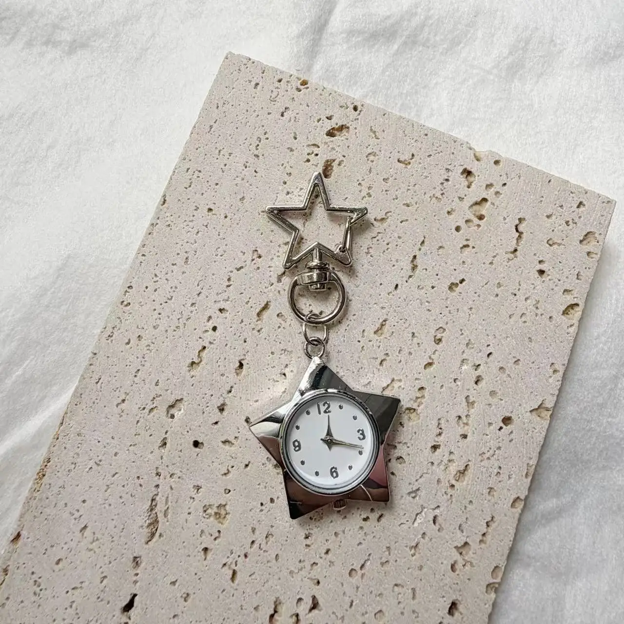 Vintage Star Pocket Watch Keychain, Lucky Clover Spring Clasp Pendant, Couple Bag & Key Hanging Ornament