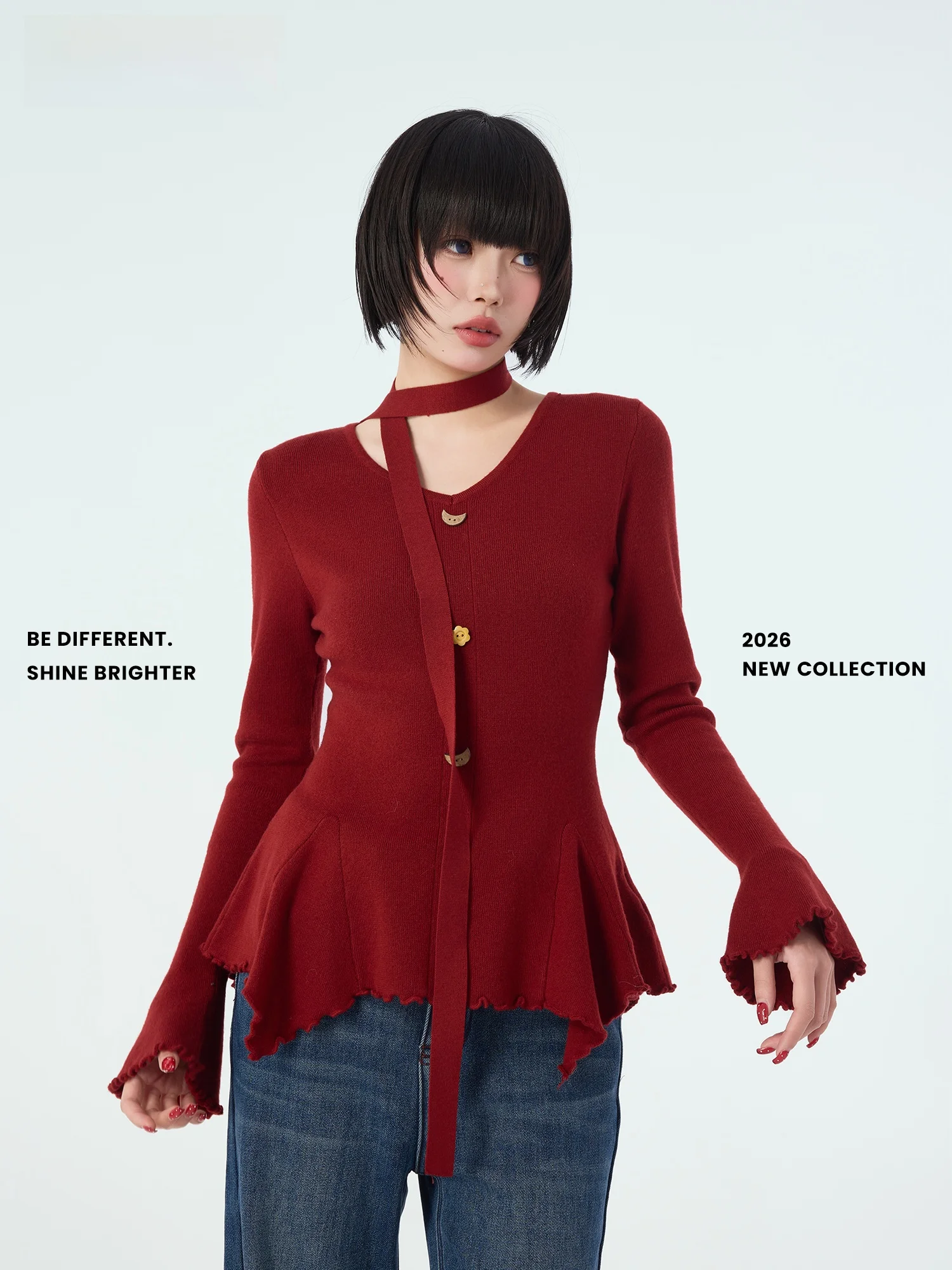 

Красная блузка с V-образным вырезом, пуговицами и расклешенными рукавами, повседневная, приталенная, с длинными рукавами, из полиэфирного волокна, женская, весенняя мода