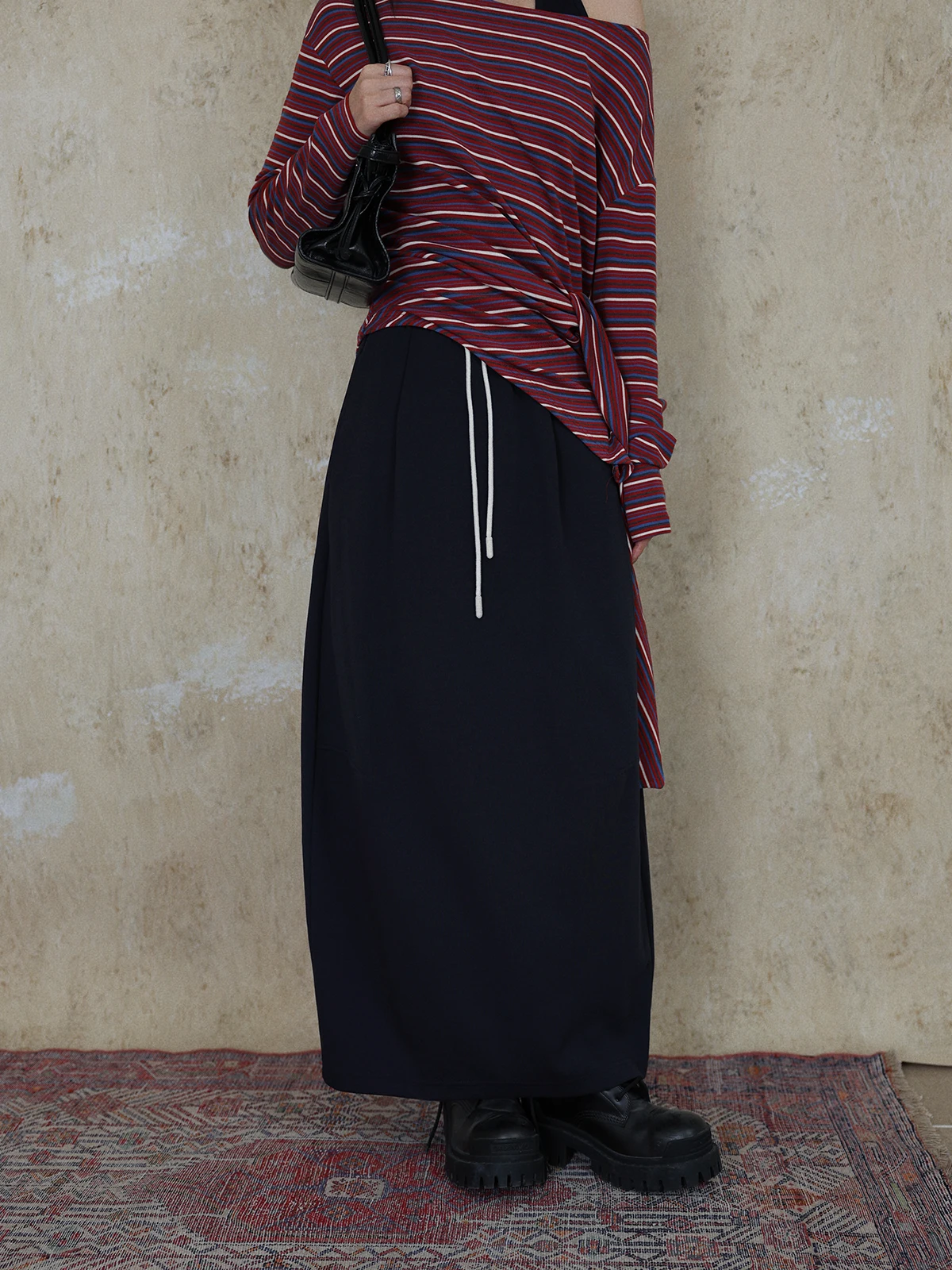 

Женская весенняя прямая юбка-футляр DR из комфортной струящейся ткани с длинным шнурком и капюшоном, эффект похудения