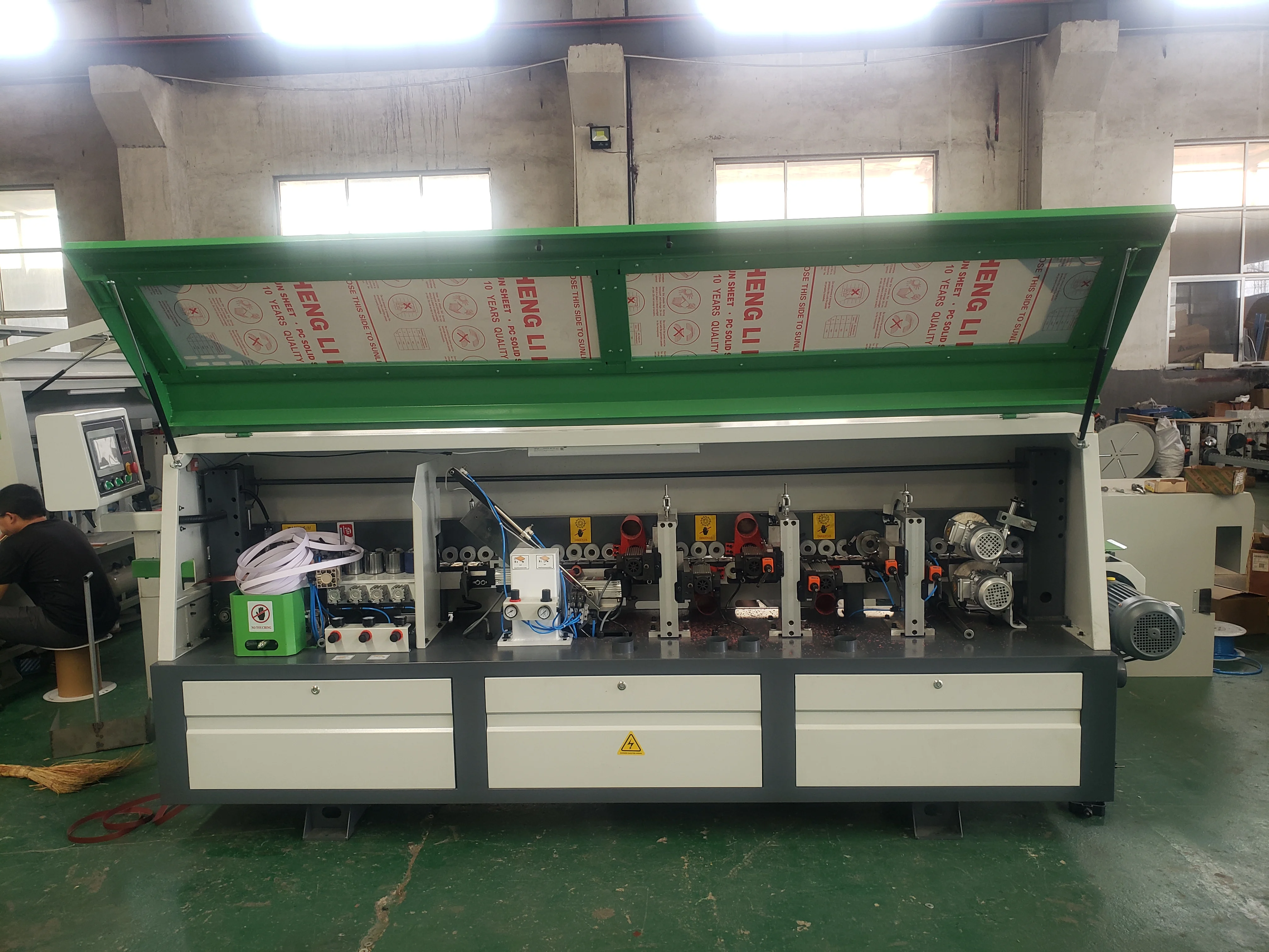 Automatic MDF PVC Plywood Edge Banding Machine Edgebander 45 Degree With Pre-milling Trimmer for Furniture Cabinet Door MDF