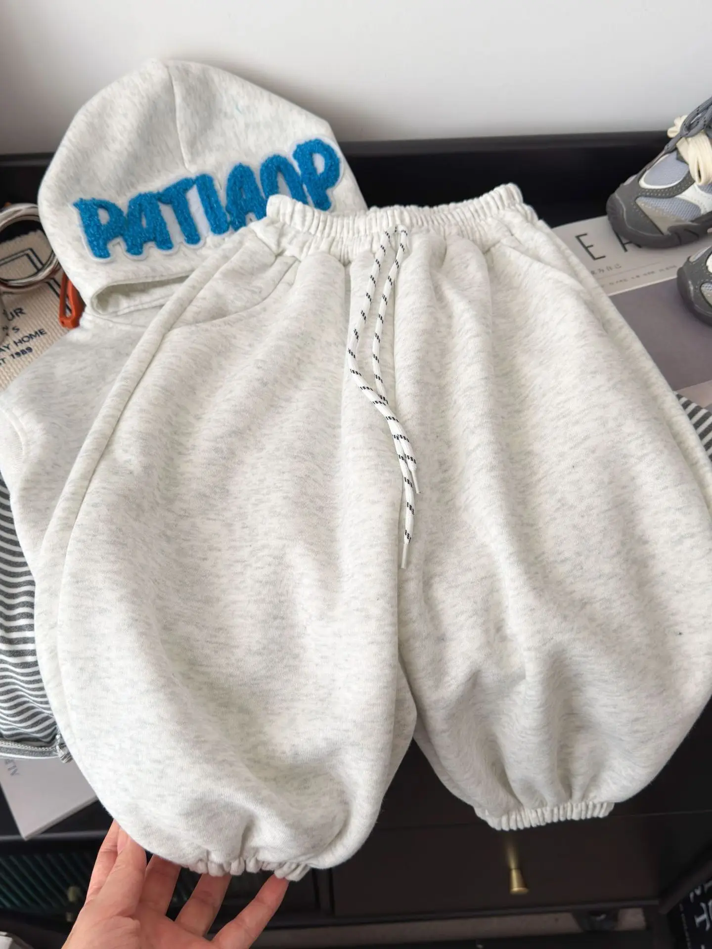 Cute Cartoon Hoodie Sweatshirt Set for Boys And Girls Casual Stylish Autumn Collection 2026 Trendy Two-Piece Outfit