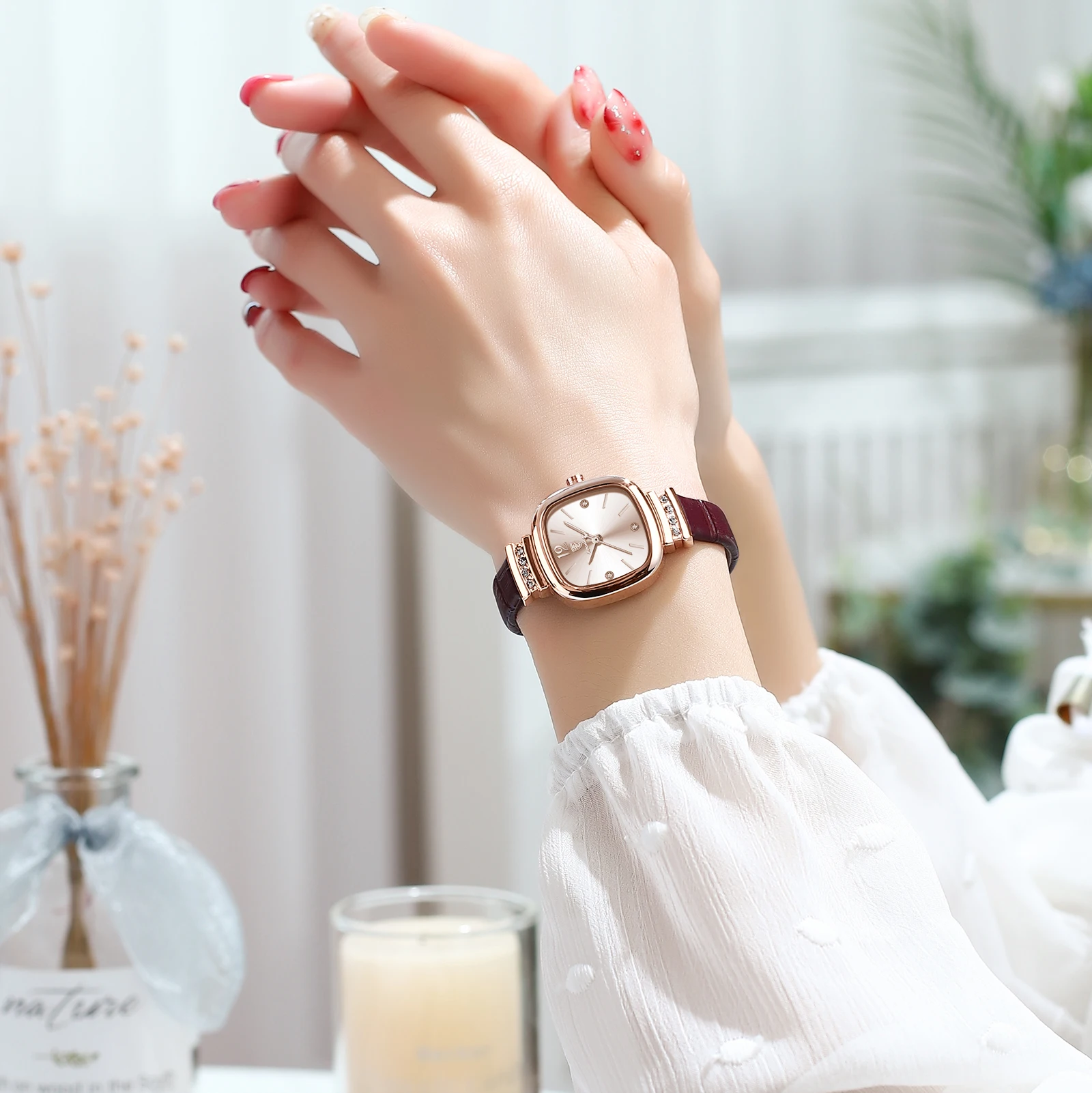 POEDAGAR Orologio da polso da donna quadrato alla moda Orologio da donna al quarzo con diamanti di lusso in pelle impermeabile Orologi casual eleganti per le donne