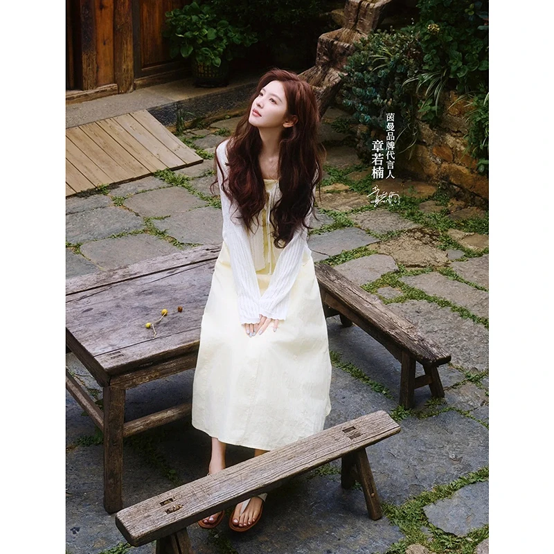 Inman 2025 Summer New Women French Beach Resort Style Abito aderente a canotta - Abito lungo elegante giallo chiaro