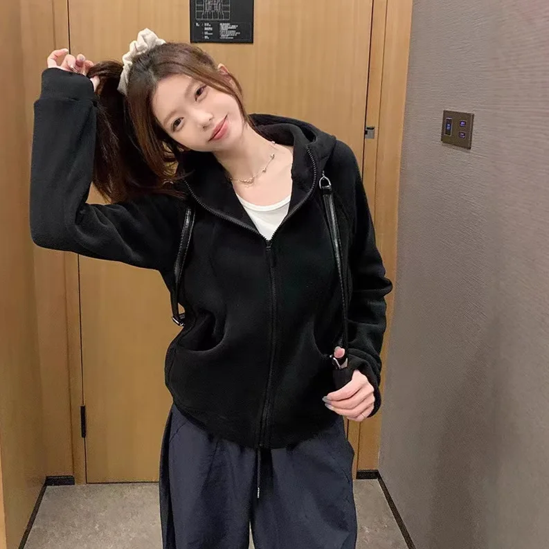 秋冬新無地肥厚フリース長袖女性痩身ジッパーフード付きスウェットシャツジャケットFY