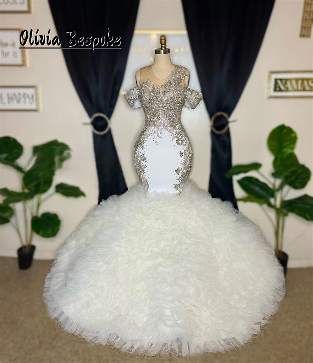 

Conspicuous Off The Shoulder White Prom Dresses For Wedding Beaded Rhinestones Tulle Ruched Train Black Girls Party Customized