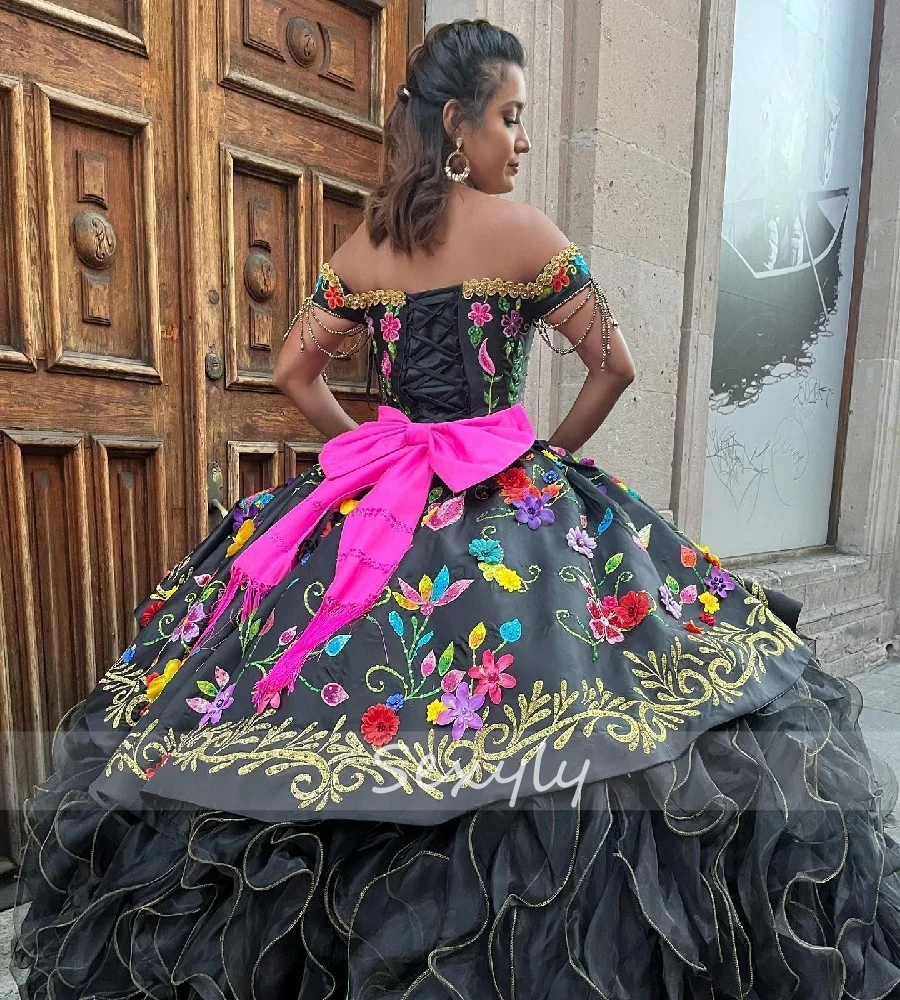Converteerbare 2-in-1 Mexica Quinceanera-jurk 2025 Borduren Afneembare rok Korte vestidos de 15 jaar Verjaardagsfeestje op maat