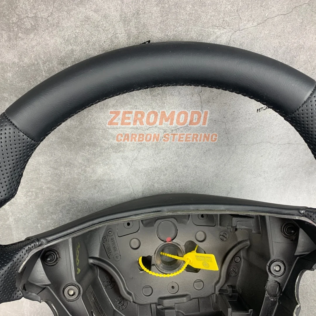 For Mercedes W211 W209 W219 E350 CLS500 CLS550 Steering Wheel 2 Series Black Leather
