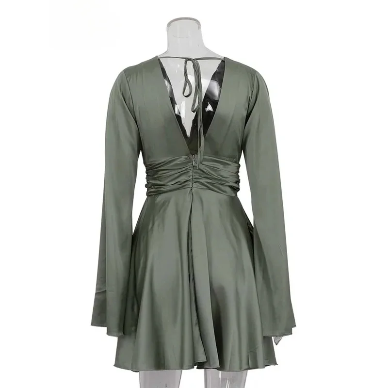Bonny-vestido de satén verde a la moda para mujer, vestidos elegantes de manga larga con cuello en V profundo, minivestidos plisados de cintura alta para otoño