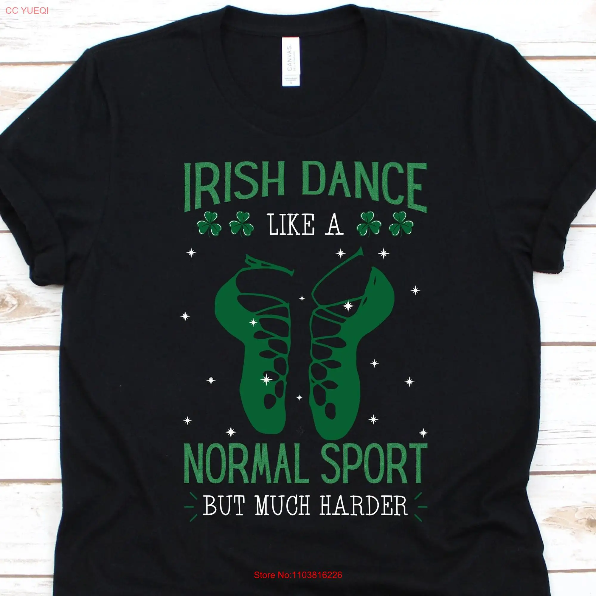 Ирландские танцы, как обычная спортивная, но гораздо более жесткая футболка для танцев, туфли с длинными или короткими рукавами