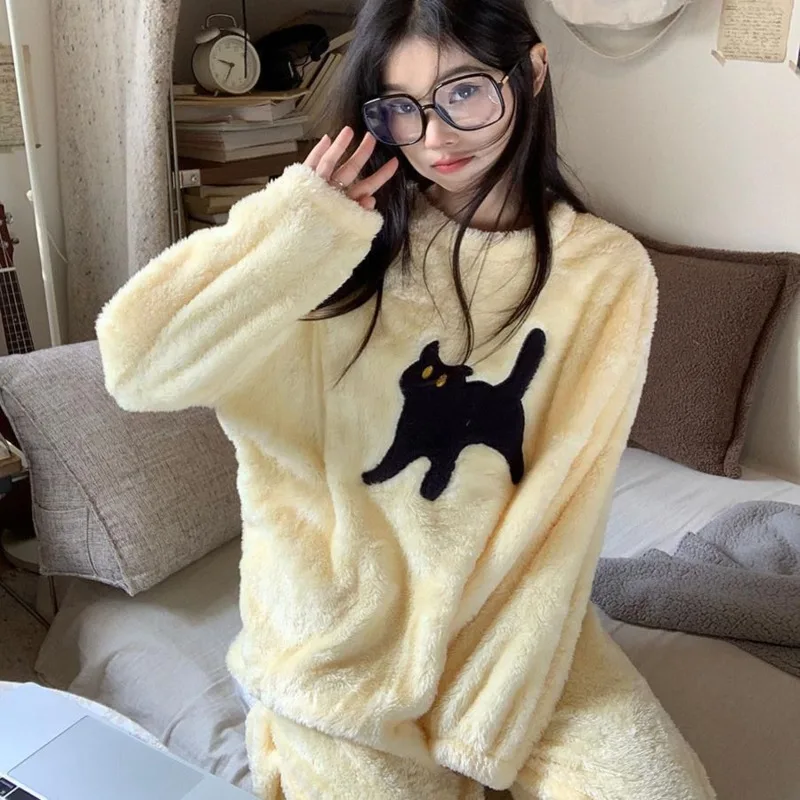 

Cutecore Cat Graphic Plush Pajama Set Youth Women Winter Flannel Kawaii Animal Harajuku Casual Home Wear Nightwear Y2k Pyjamas