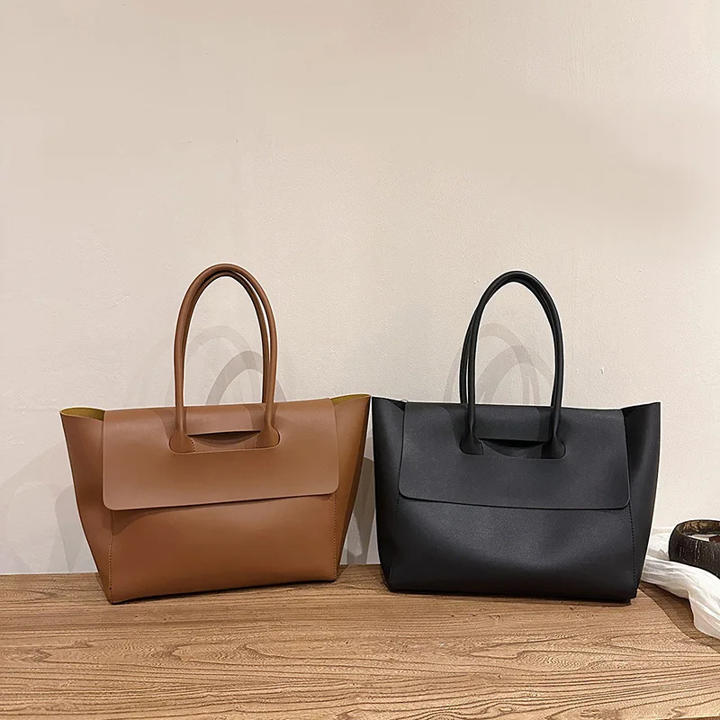 

2025 модная тенденция, повседневная сумка большой вместимости, осенне-зимняя сумка на плечо, нишевый дизайн, женская текстурная сумка-тоут