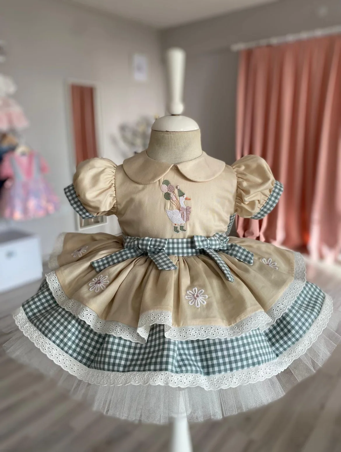 Girls Summer Khaki Vintage Princess Dress with Goose+Daisy Embroidery Design for Christmas Birthday Party Photography B589