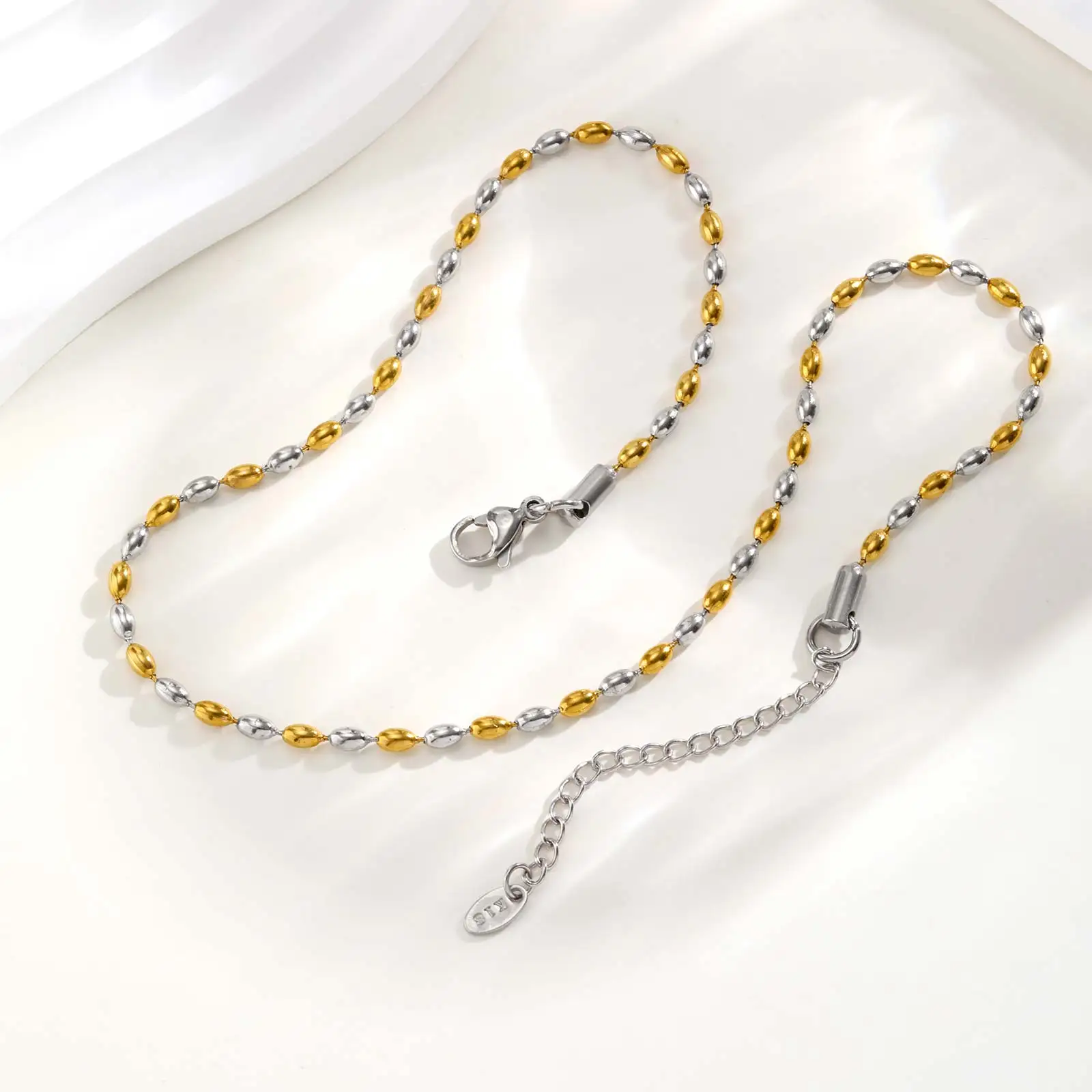 18 Karat vergoldete zweifarbige ovale Perlenkette für Damen, Schlüsselbein-Halskette aus Edelstahl, Modeschmuck-Geschenk – Detail 10