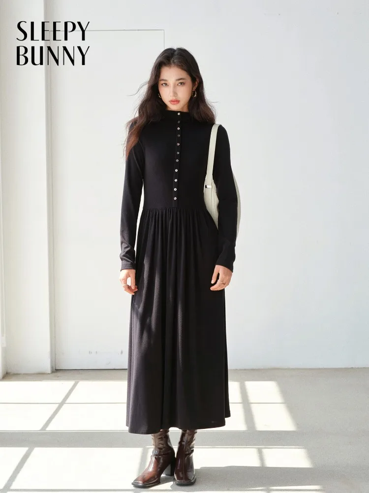 Abito elegante in maglia nera Abito slim fit a maniche lunghe con collo alto Autunno Inverno Abito maxi svasato in vita ampia per donna Abito casual