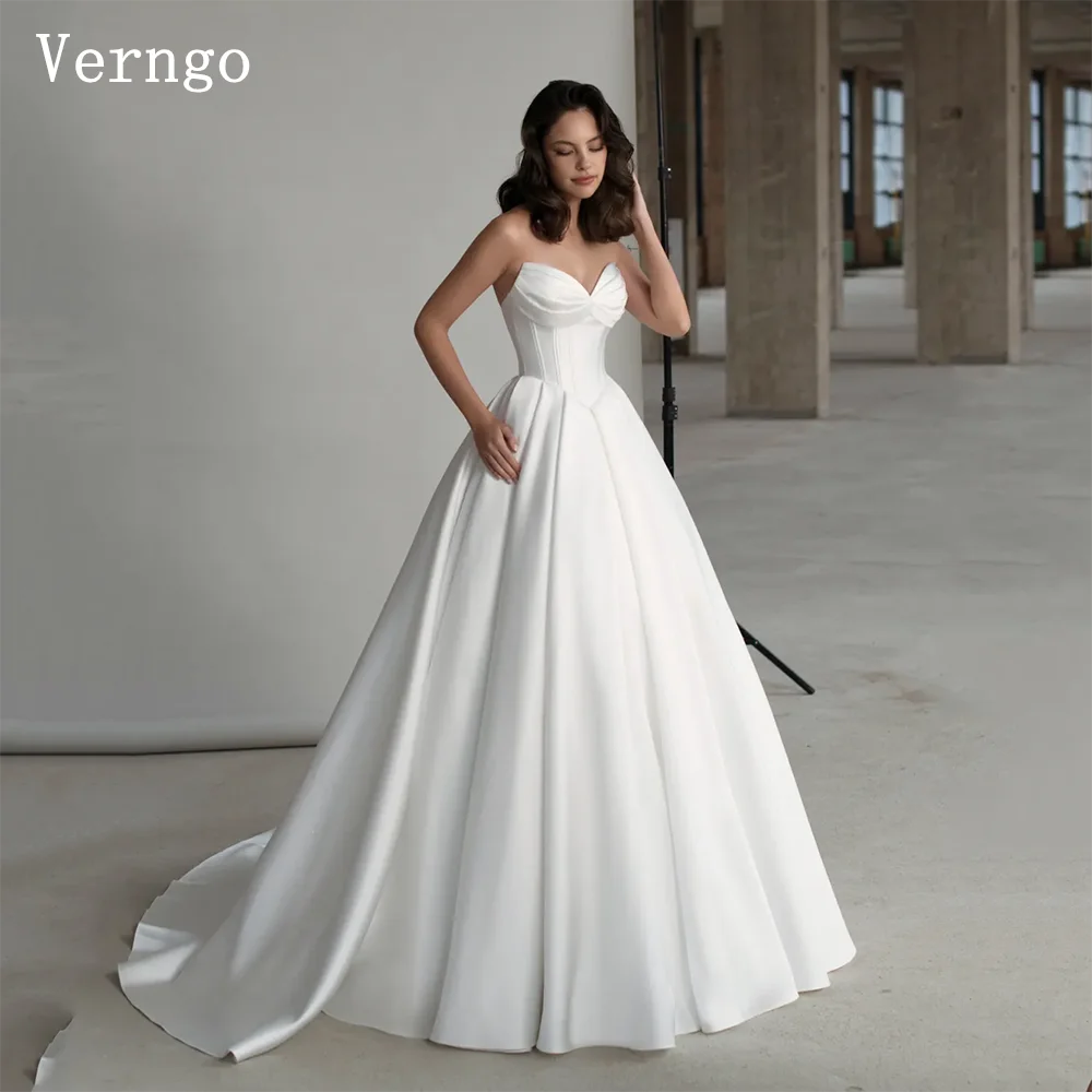 

Verngo lvory Satin Wedding Dresses Sweetheary A Line Lace Up Bridal Gowns Elegant Classy Sweap Train Bride Dresses Customized