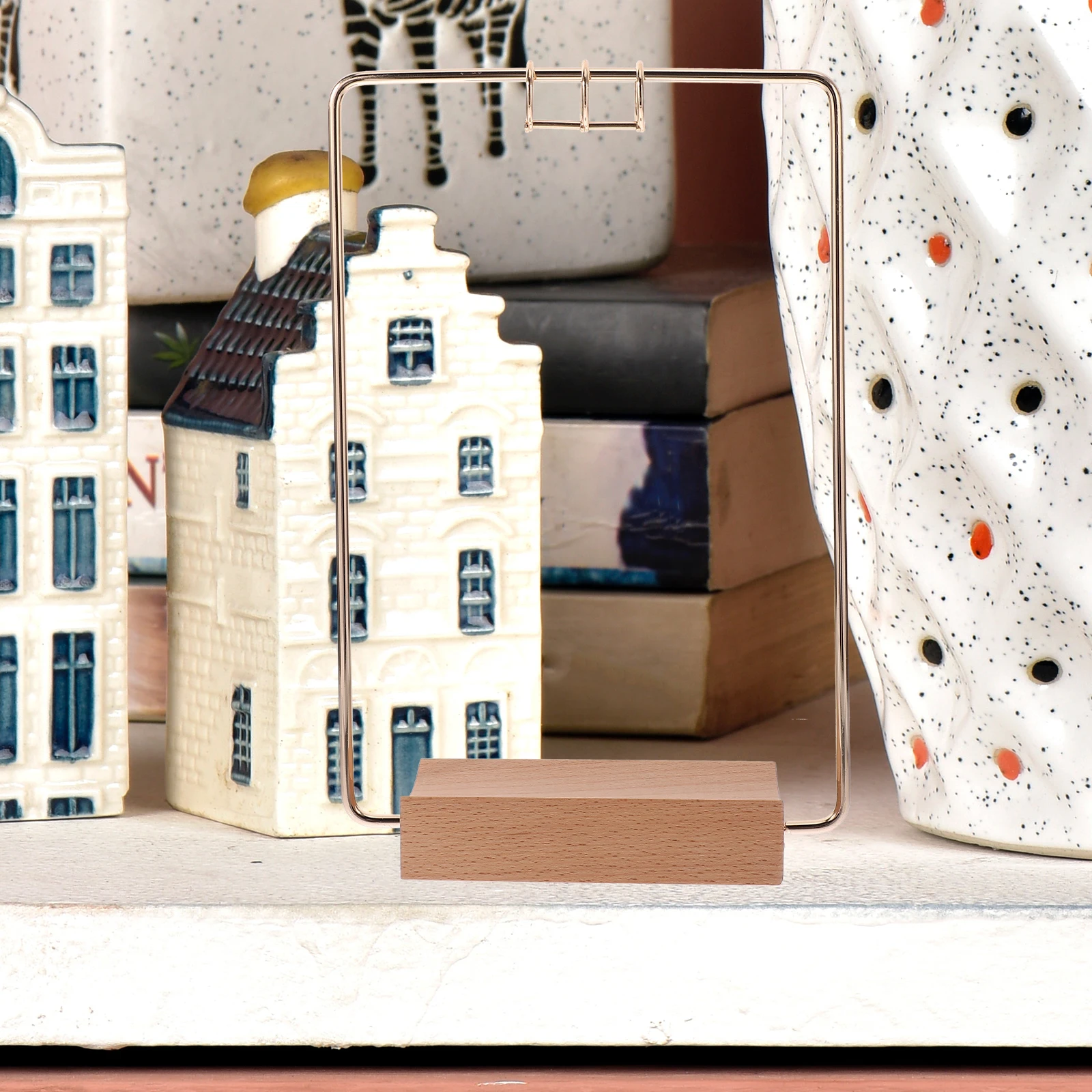 Soporte de metal para calendario de escritorio, soporte de hierro para uso en el hogar y la oficina, estante de exhibición vertical, soporte organizado para calendario de escritorio, metal de larga duración