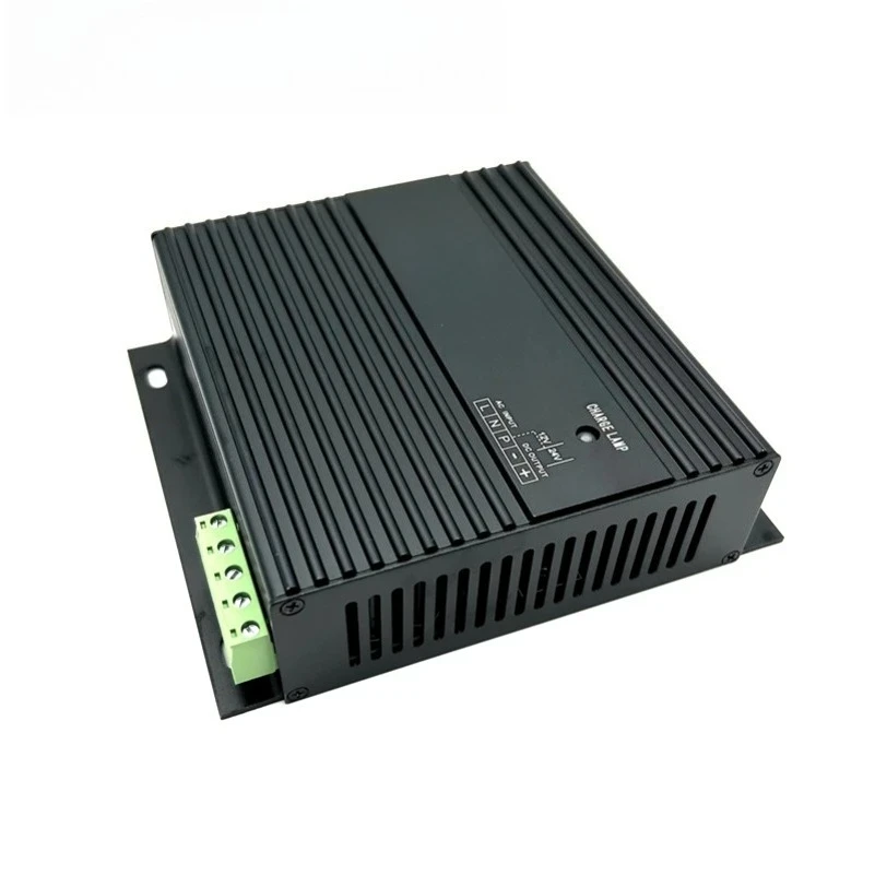 Generator-Batterieladegerät 6A 12V 24V Automatischer Wechsel Diesel-Aggregat-Teile CH2806A