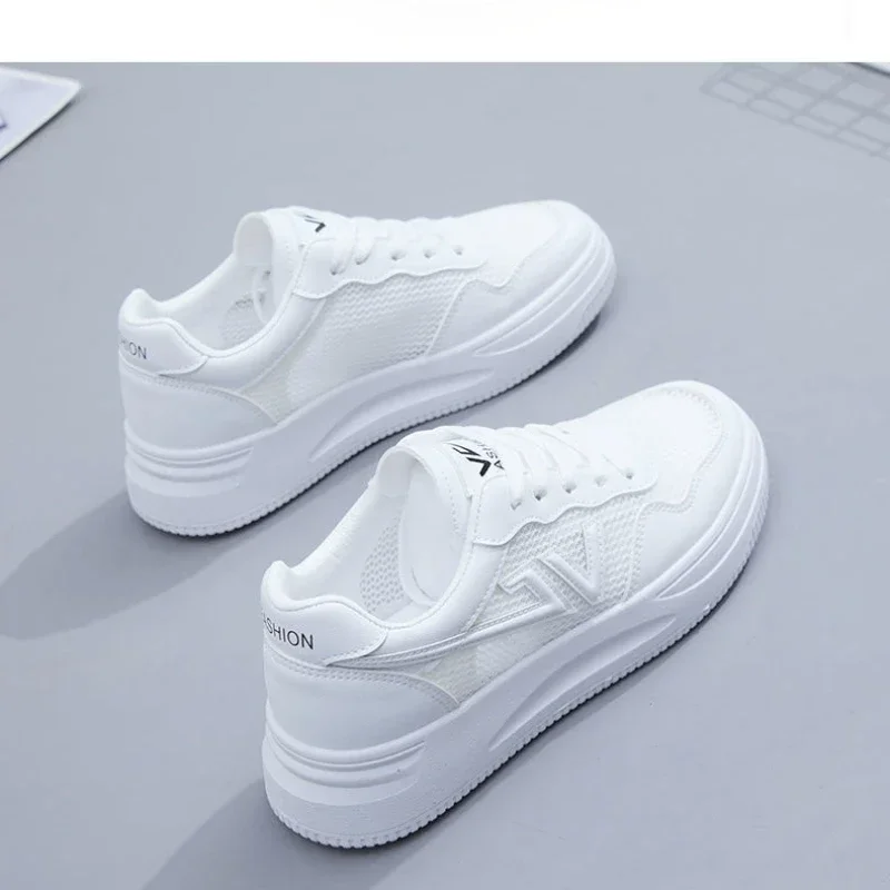 Women's Mesh Surface Shoes Breathable White Shoes Youth Girls Running Sneakers All-Matching Casuals Ladies Light Vulcanize Shoes