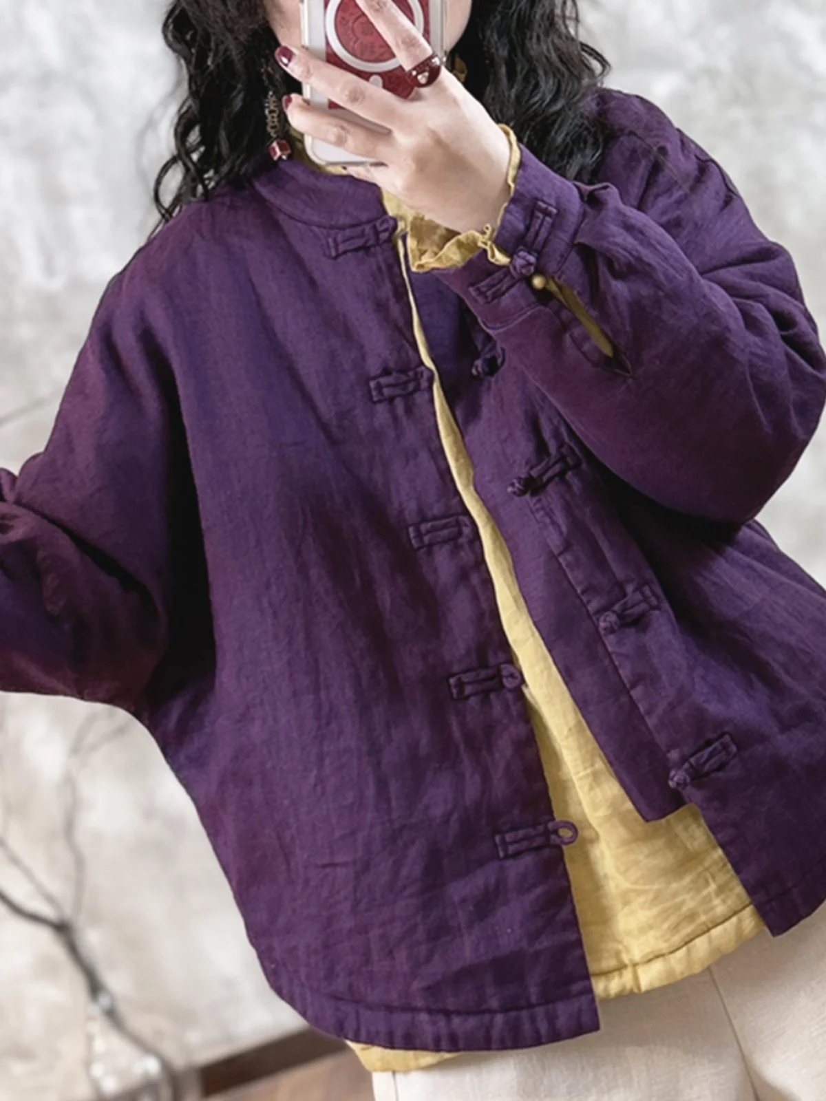 

Thiened фиолетовая хлопковая куртка для женщин, традиционное китайское новогоднее модное свободное пальто с дизайном на пуговицах, зимнее пальто