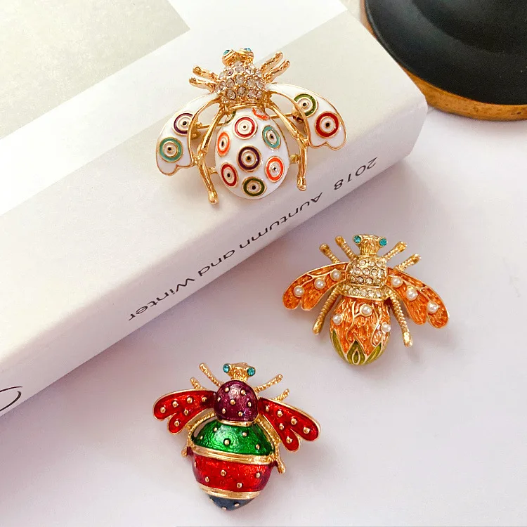 Spilla a forma di ape con strass per donne e ragazze, alla moda, carina, con cristalli gialli e neri, a forma di ape, ape, animali, insetti, spille da