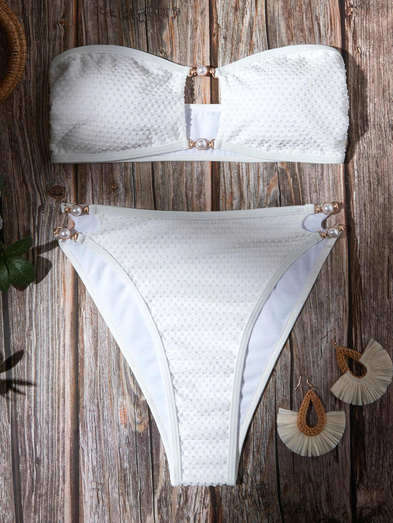 المرأة الصيف Beachwea مثير اللؤلؤ مزين انقطاع التفاصيل العصابة بيكيني مجموعة قطعتين الاستحمام الدعاوى