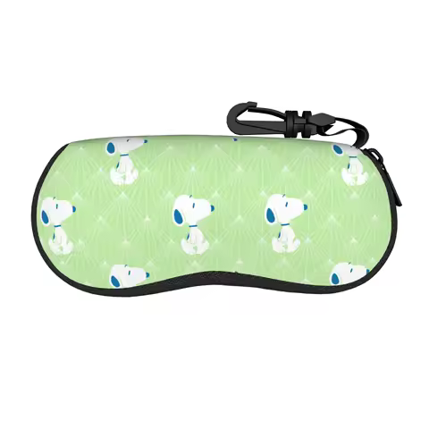 Vintage Snoopys Green Deco Dreams Pattern Glasses Case Men Women Portable Accessories Eyewear Storage Box Small Sunglasses Box