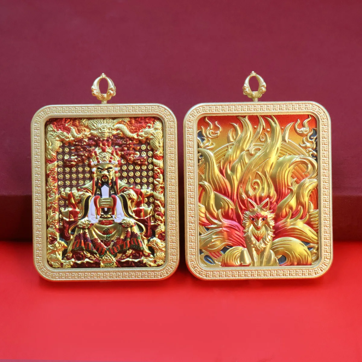 3D Relief Nine-Tailed Fox Amulet, Gilt Thangka Pendant, Unisex Portable Wearable Ornament