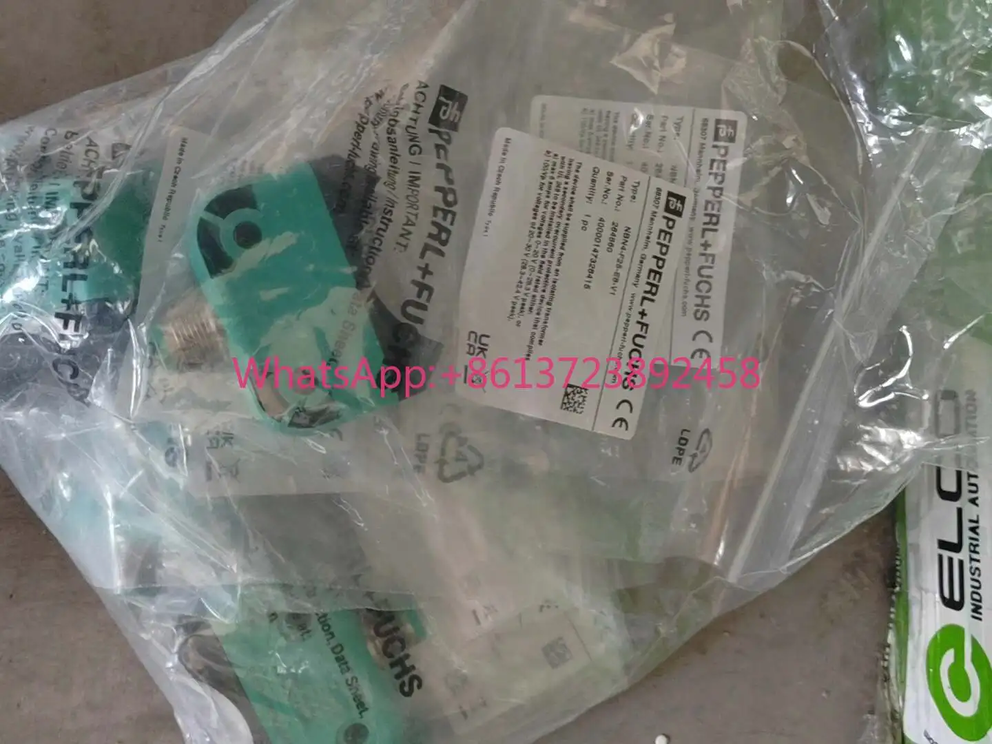 

Pepperl + Fuchs inductive sensor, high quality