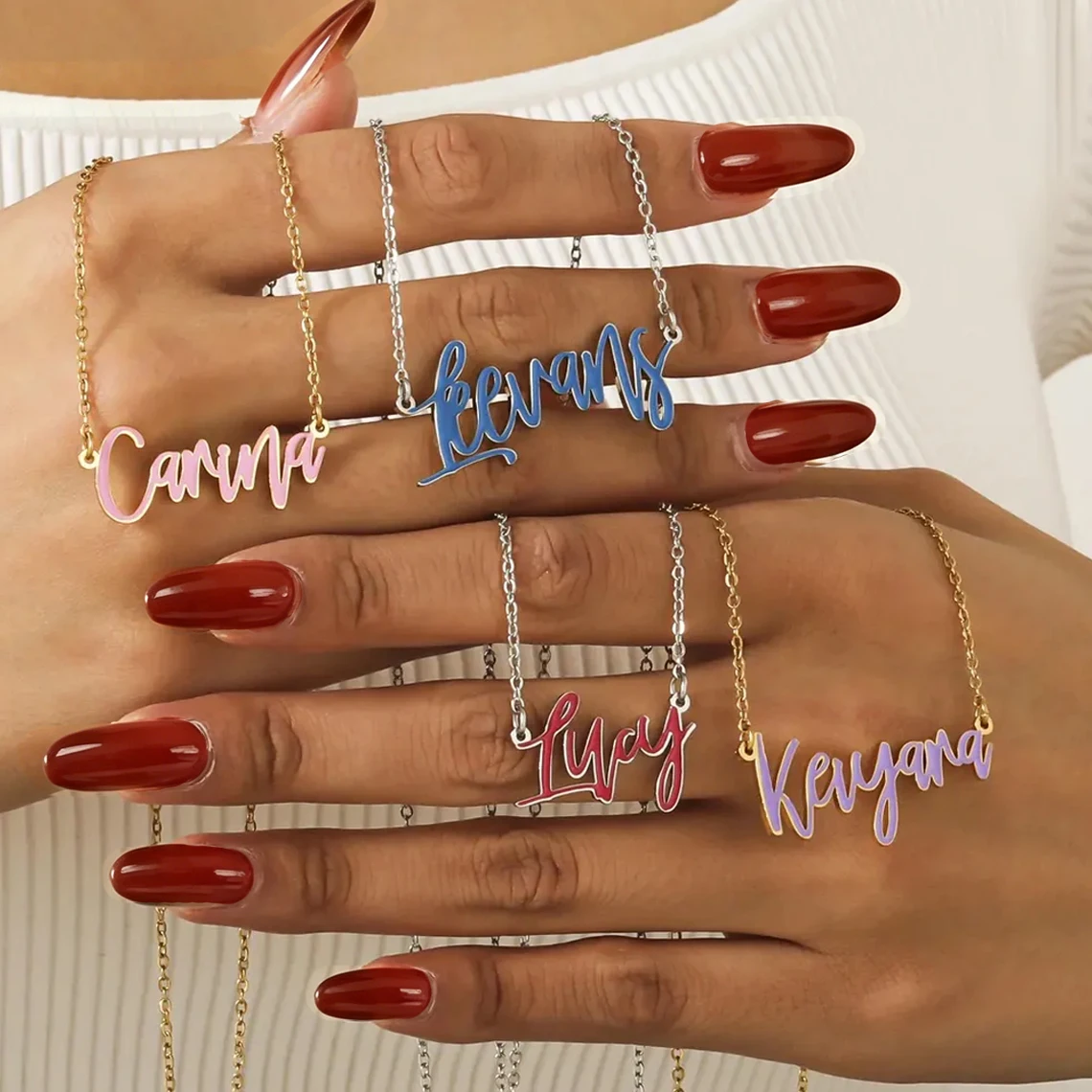 Collier pendentif personnalisé coloré avec nom pour femmes et enfants, en acier inoxydable, impression personnalisée, collier ras du cou avec nom coloré, cadeau d'anniversaire