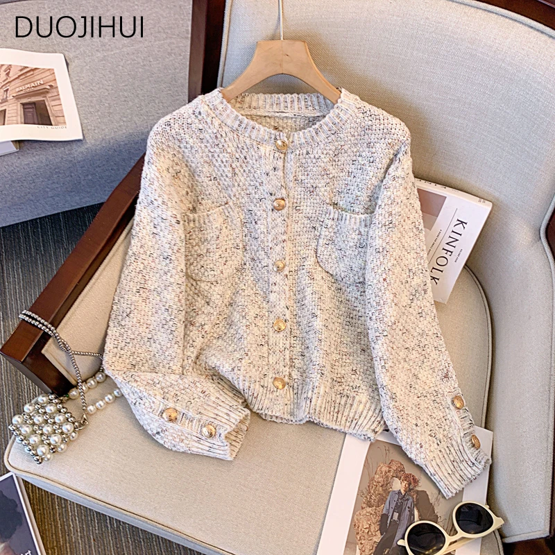 

DUOJIHUI Apricot Basic Simple Loose Pocket Female Cardigan Classic O-neck Fashion Single Breasted Casual Knitting Women Cardigan