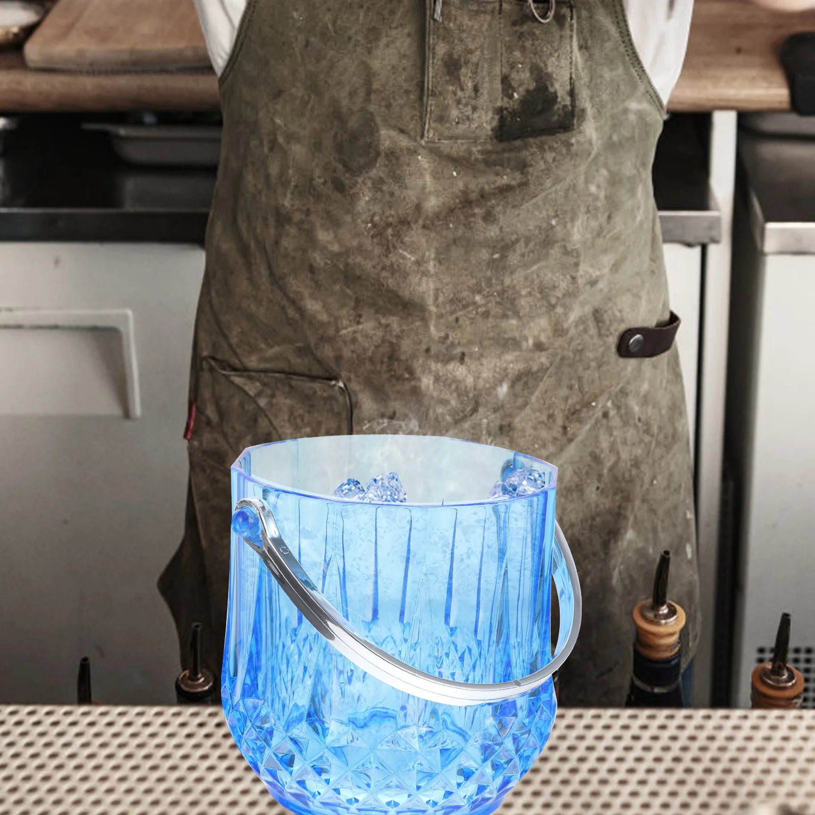 

Ice Bucket Clip Set with Tong Plastic Cooler Gathering Pot Bar Container Family