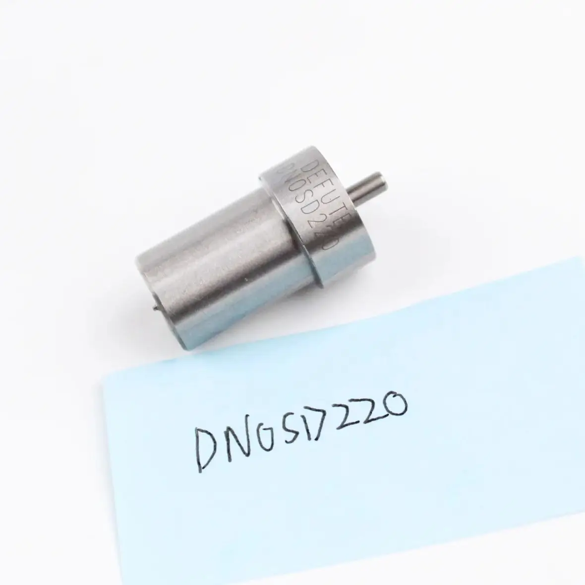 Diesel spray tip DN0SDN220 0434250072  engine fuel injector nozzle NP- DN0SDN220 105000-2200 1662059Y00 for CD17 CD20 XM3