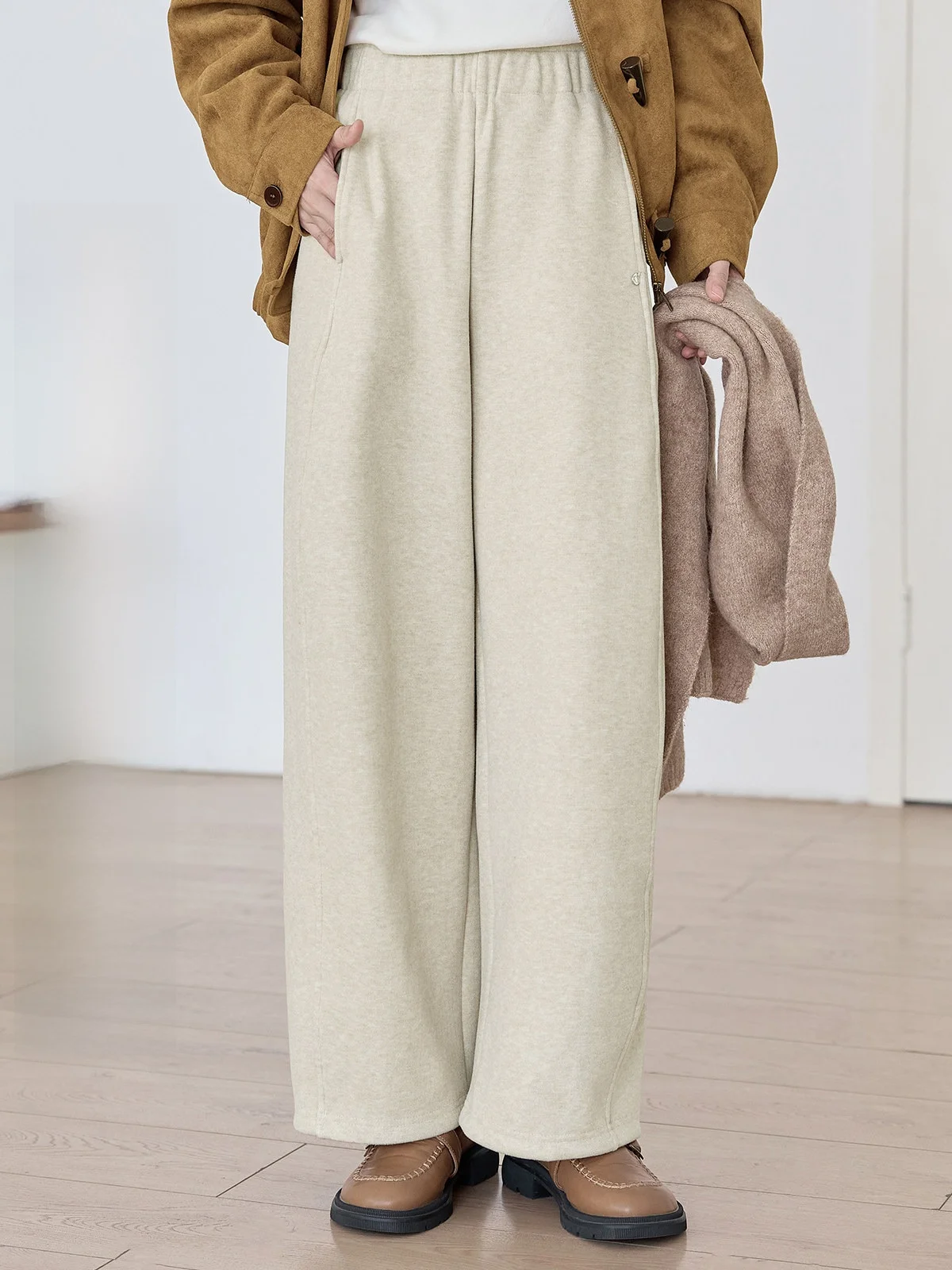 

Женские модные универсальные свободные брюки HuiXi Pear Color с высокой талией, широкими штанинами, утепленные, для повседневной носки, зимняя новинка