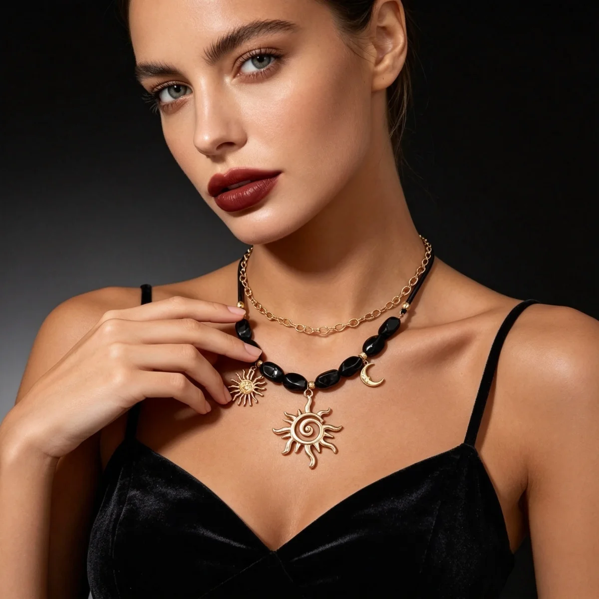 Doppelschichtige Unregelmäßige Schwarze Harzperlen Spiral-Sonne-Mond-Anhänger Halskette für Frauen und Männer Ethnischer Stil Sonnenblumen-Choker Schmuck – Detail 12