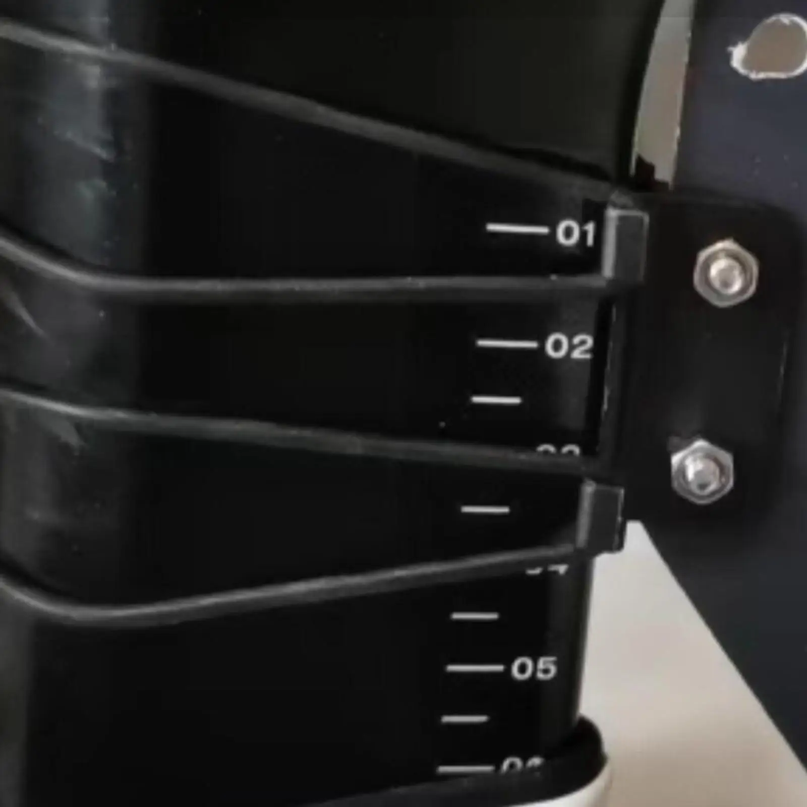 

Регулируемый держатель для номера на подседельный штырь для шоссейного велосипеда с наклейками и аксессуарами для велосипедных мероприятий