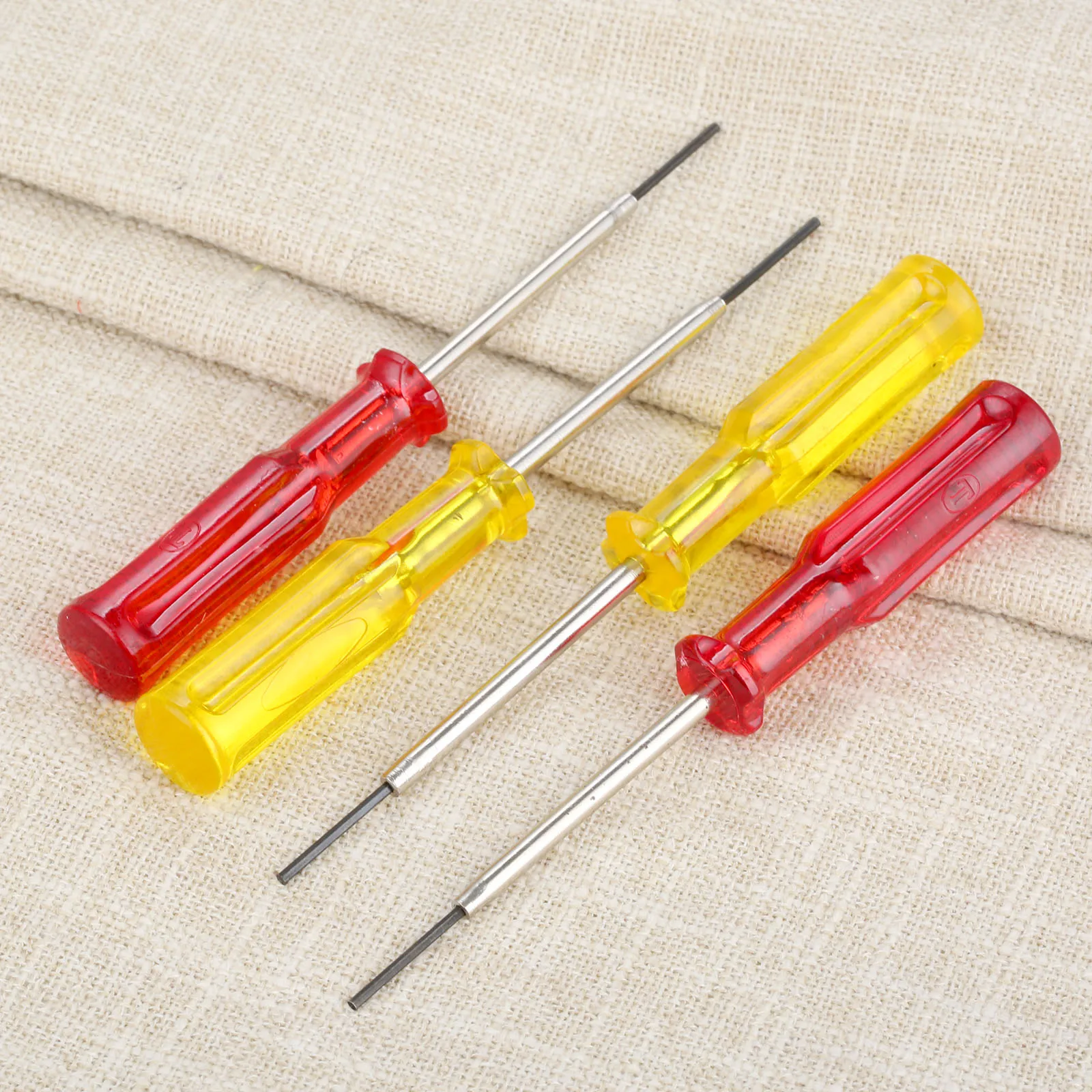 DRELD 2Pc Overlock Household Sewing Machine Hexagonal Screw Driver Sewing Machine Screwdrivers Sewing Tools Accessory 1.6/1.5mm