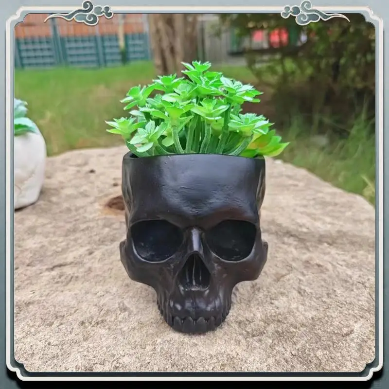 Durable Outdoor Garden Decoration Halloween Skull Decoration Succulent Flower Pot Gothic Home Decoration
