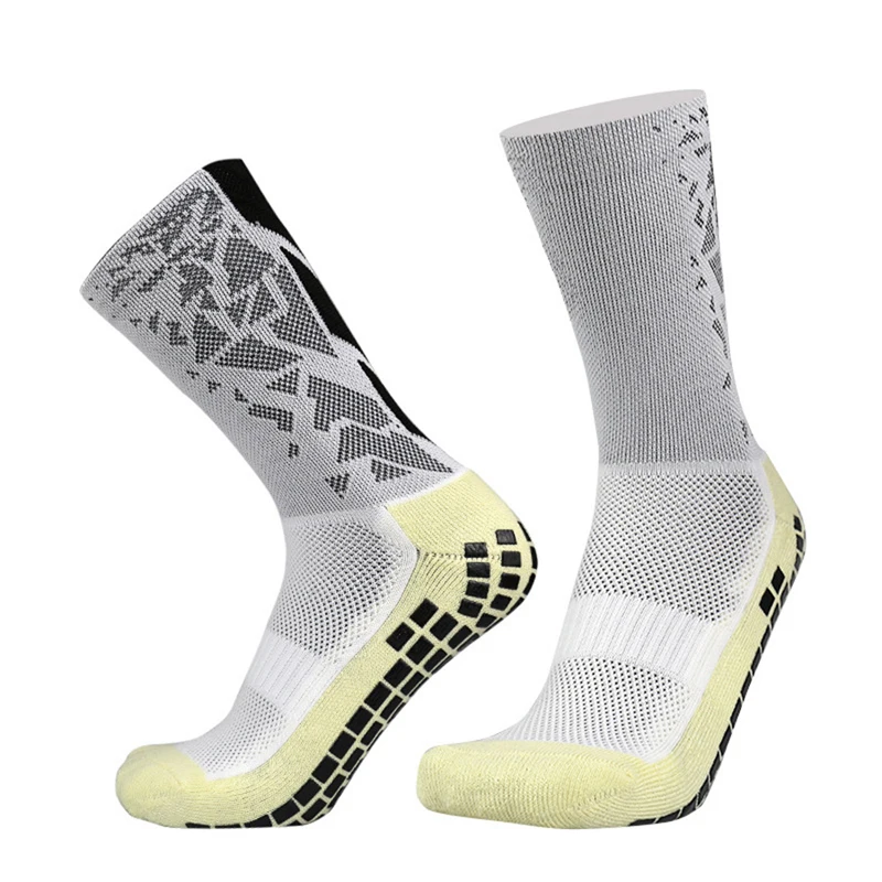 

1 Pairs Camouflage Anti-slip Football Socks Men Women Soft Breathable Sports Socks Running Soccer Basketball Cycling Grip Socks