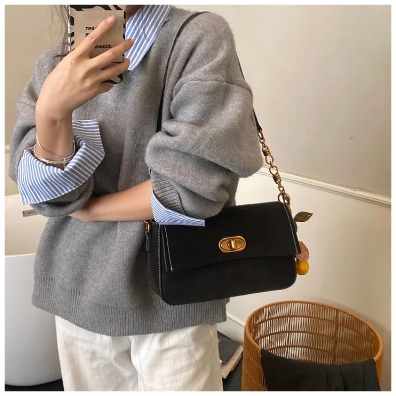 

Women's Handbag Made Of Dandelion-Patterned Leather Boasting High-End Gibraltar Commuter Lasting Spacious Style