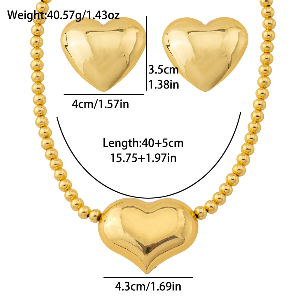 YM Perlenkette mit Herz-Ohrringen, dreidimensionales herzförmiges, vergoldetes Schmuckset, Accessoires für den täglichen Büroalltag von Frauen. – Detail 4