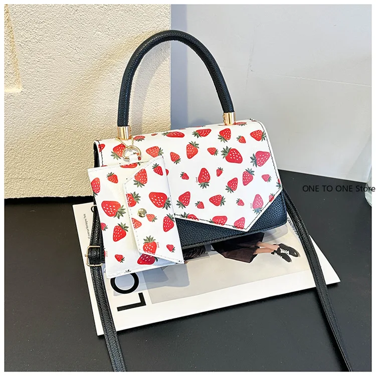 

Fashionable Mother-Child PU Printed Handbag Small Strawberry Two-Piece Set Crossbody Bag Trendy Floral Print Shoulder Bags 2026